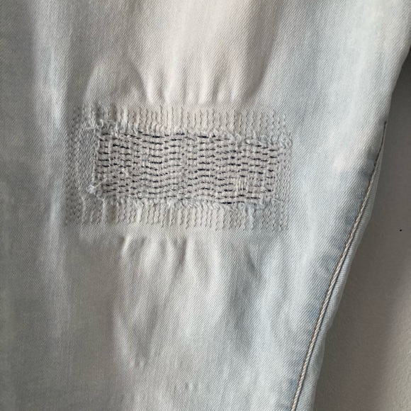 Liverpool Crop Ankle Distressed Skinny Jean 12P - Picture 3 of 16